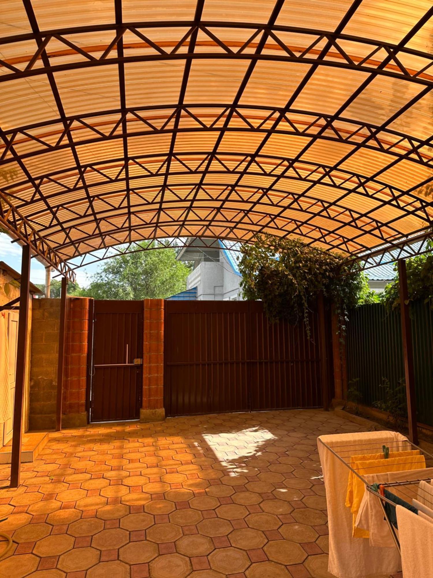 Hostel 4U Бішкек Екстер'єр фото